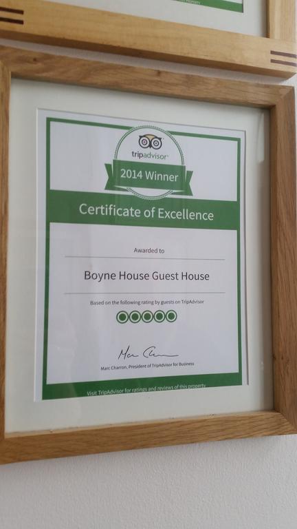 Boyne House Guest House Eastbourne Bagian luar foto