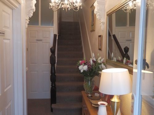 Boyne House Guest House Eastbourne Bagian luar foto