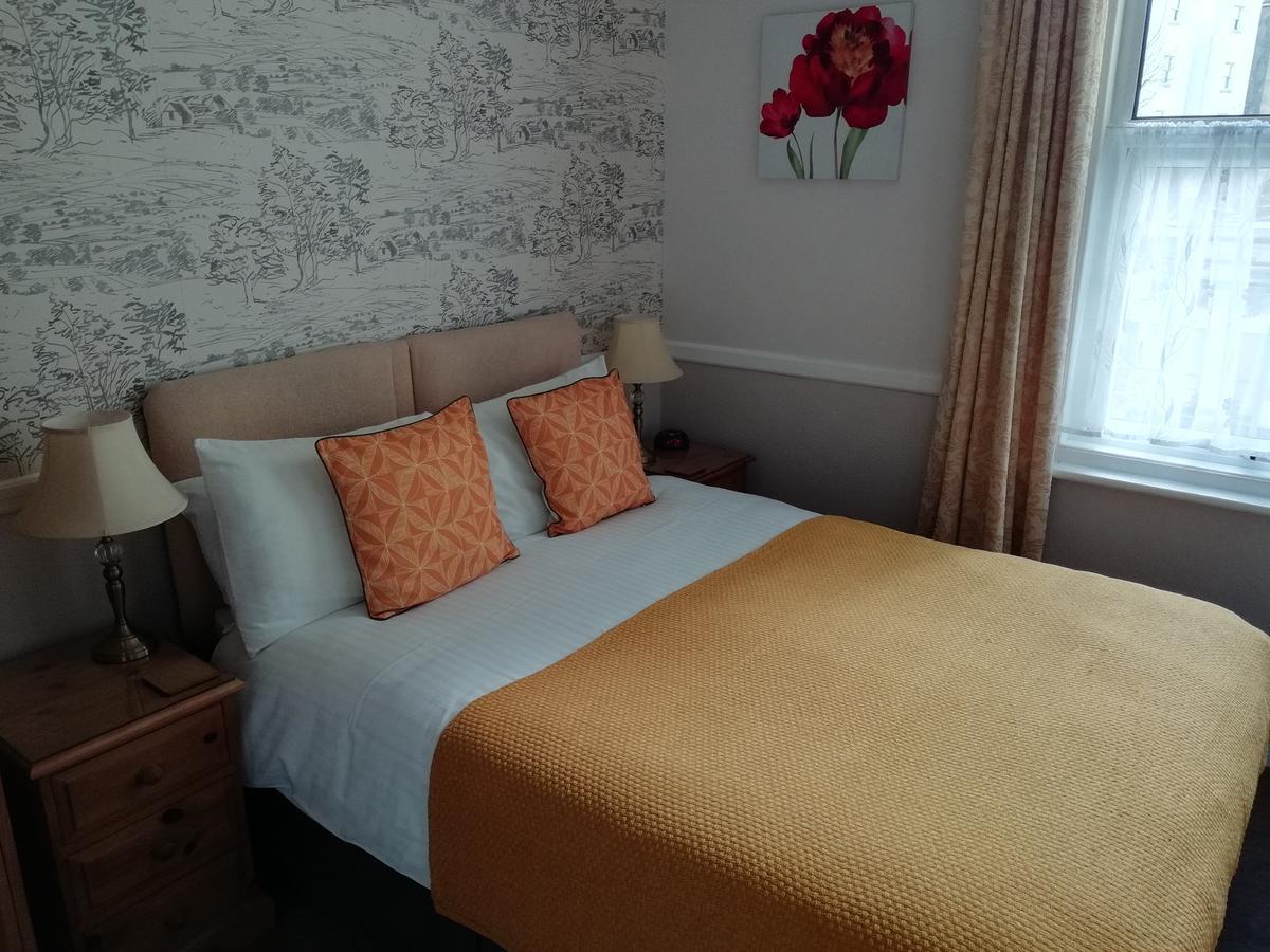 Boyne House Guest House Eastbourne Bagian luar foto