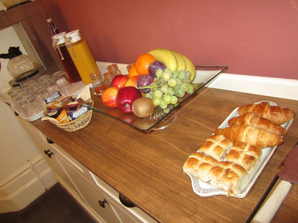 Boyne House Guest House Eastbourne Bagian luar foto