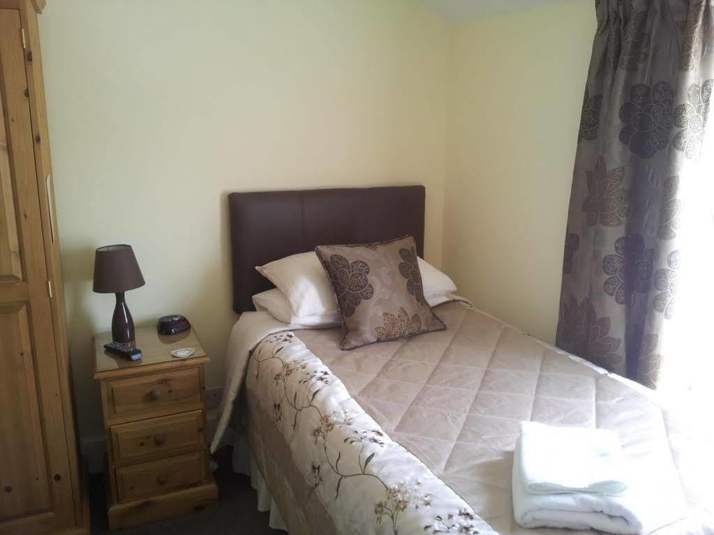 Boyne House Guest House Eastbourne Bagian luar foto