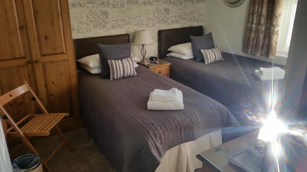Boyne House Guest House Eastbourne Bagian luar foto